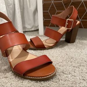 Old Navy Heeled Sandals